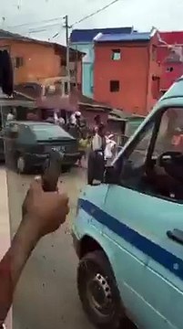 Un supporter marocain piège un voleur de smartphone facilement