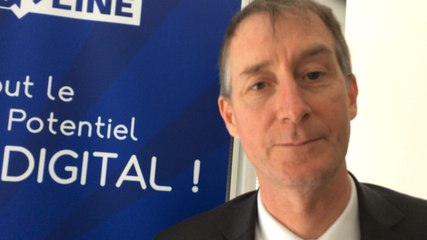 Helpline crée 100 emplois en un an