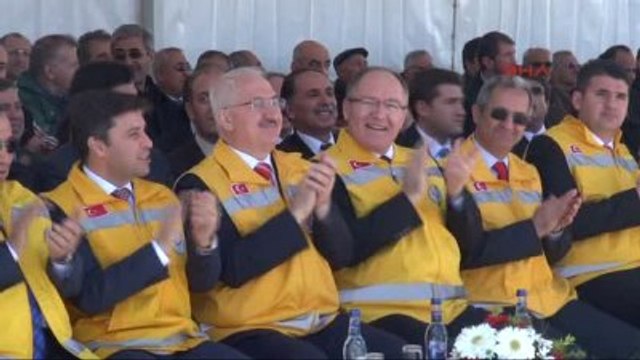 Sivas'ta 20 Kente 80 Ambulans Dağıtım Töreni Yapıldı