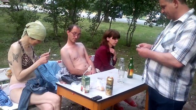 Реалити-шоу Бирюлёво Западное - Игра на раздевание