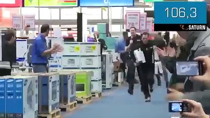 150 sekunden bei Saturn kostenlos einkaufen ! Unglaublich