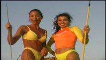 Scuba Diving - Bimini in bikinis!