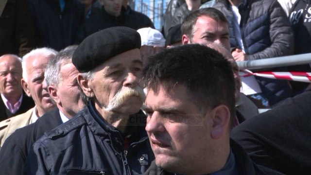 Kosovë, opozita proteston për “Prilluzhën” - Top Channel Albania - News - Lajme
