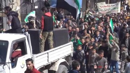 Suriye'de Yönetim Karşıtı Gösteriler