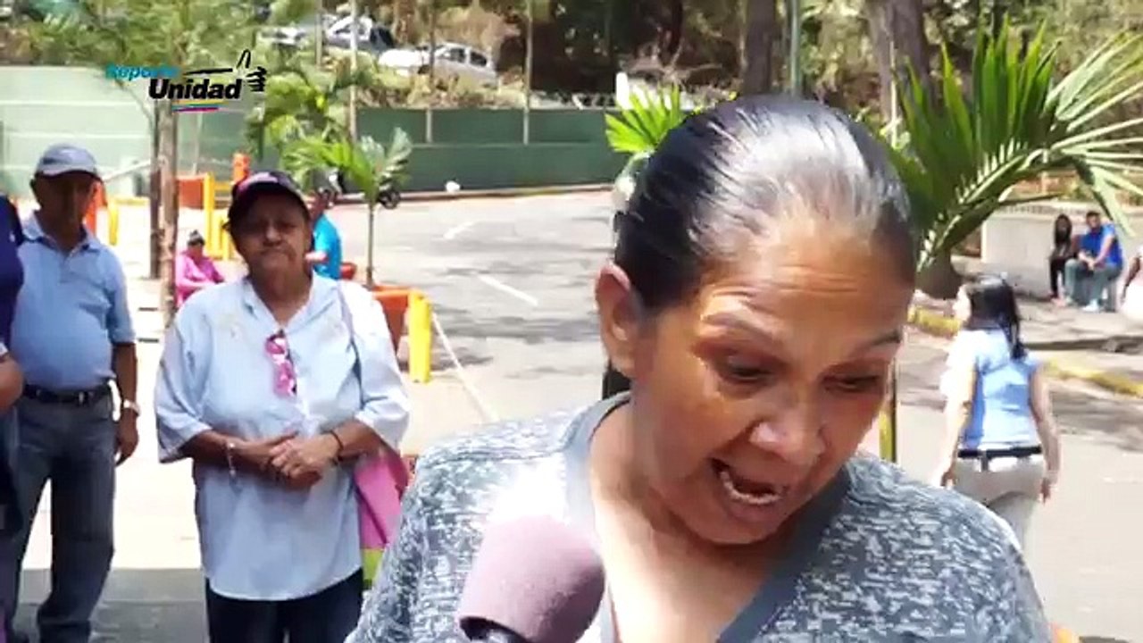 Venezolanos rechazan la nueva medida para comprar productos regulados