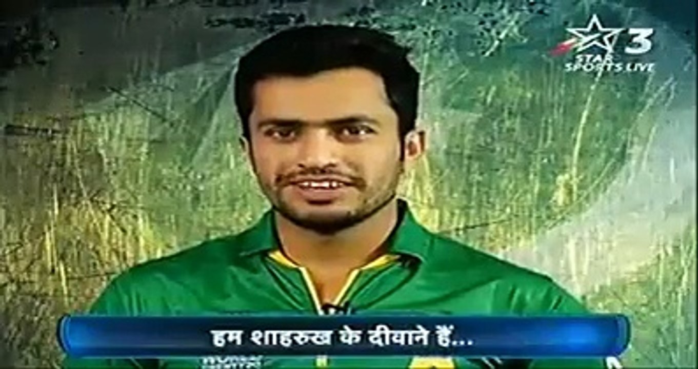 Pakistani Players trying to say Shahrukh Khan Dialogues, You Should Not Miss Sarfaraz’s