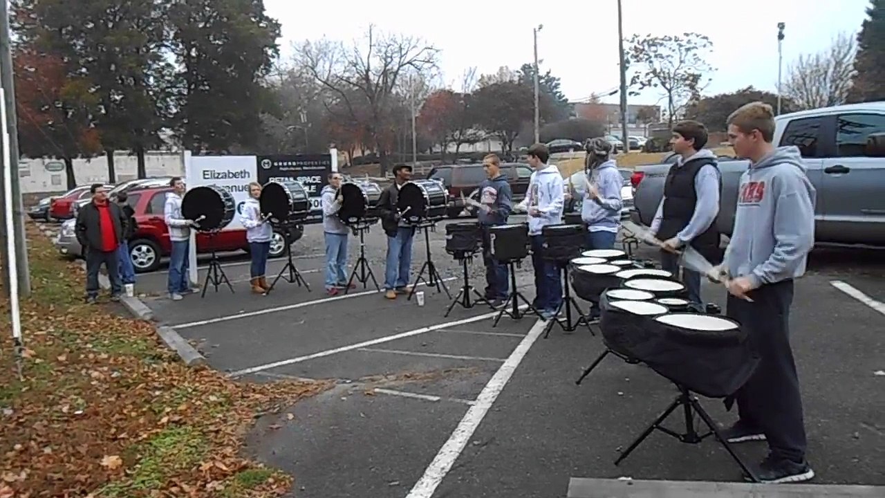 South Meck Drumline plays at 2013 Thunder Road Marathon - 1.5 mile marker. #1