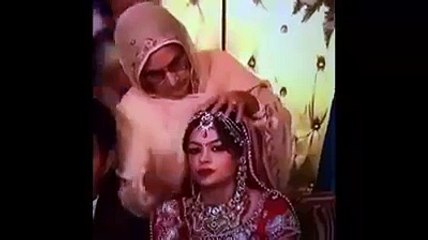 Bride Gets Fed Up