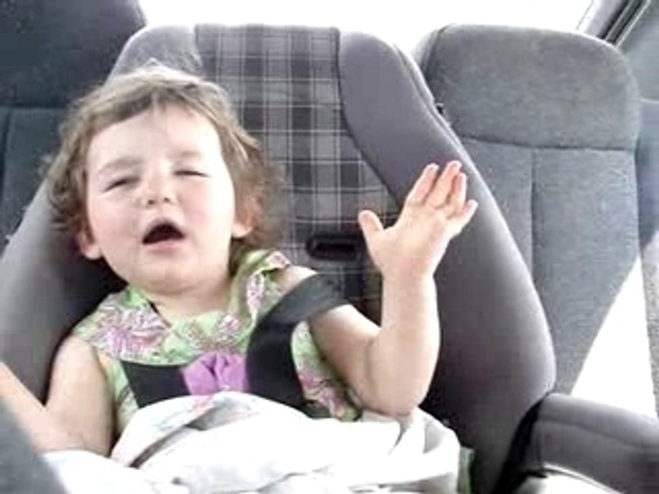 Chanter avant de parler