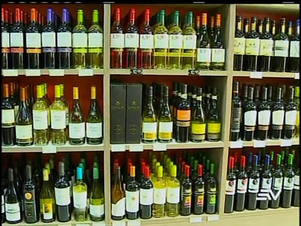 Anuncio de nuevos impuestos a tabaco, bebidas azucaradas y licores