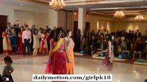 Beautiful Girls Dance Pakistani Wedding - 18 Baras Ki Kanwari