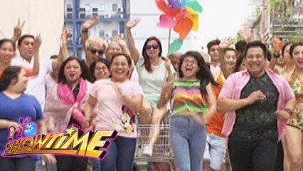 It's Showtime: "Ka-Summer Mo"