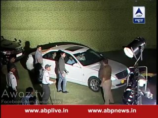 See How Indians Welcomes Imran Khan In Show – MUST WATCH