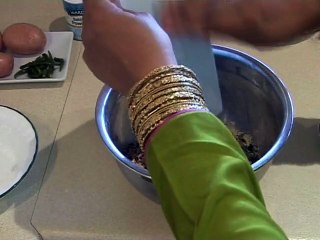 "Pakore" Bajias Cooking