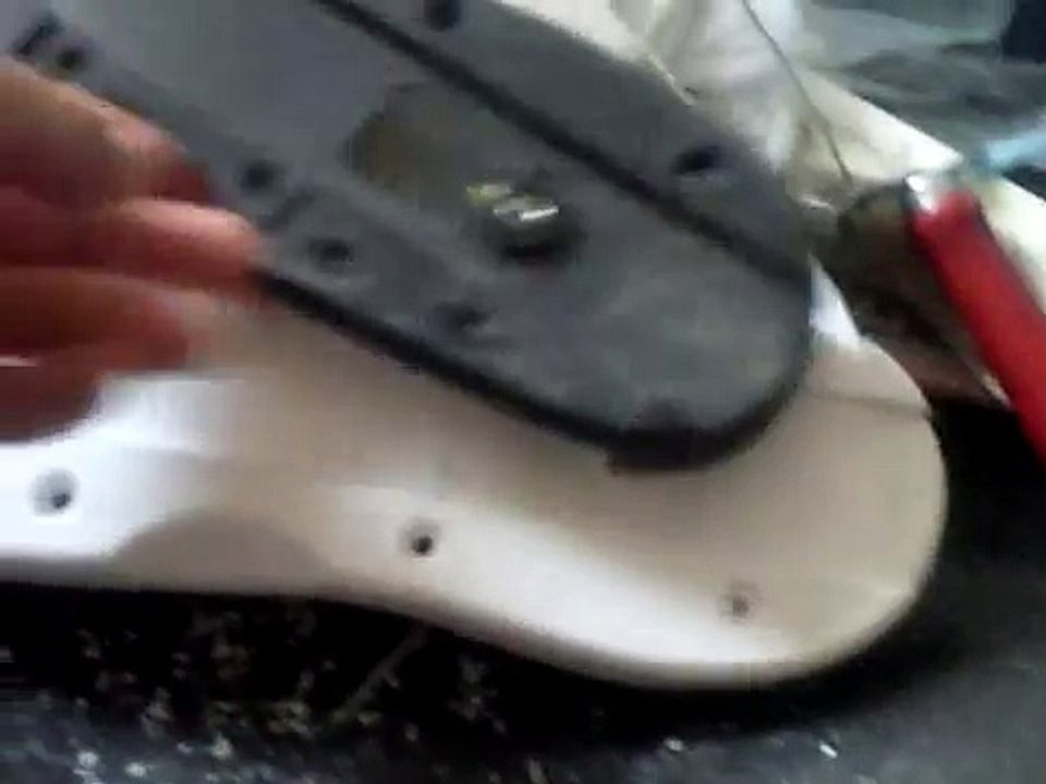 RAZORS ARAGON 4   自分で穴開けた！　Pierced Soul Slider ?