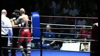 Ehsan Shafiq fights with kick boxer 2007 London  Best Boxers Ever