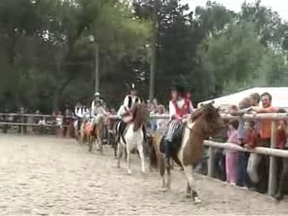 Fete du club 10 juin 2007 carrousel CSO poneys
