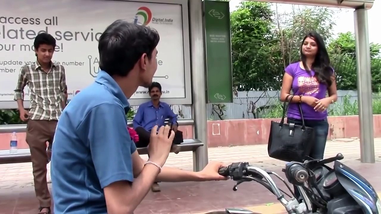 Whatsapp funny video 2015 Indian Funny Girls Pranks Dance in Hindi Collection- Funny Videos Collection