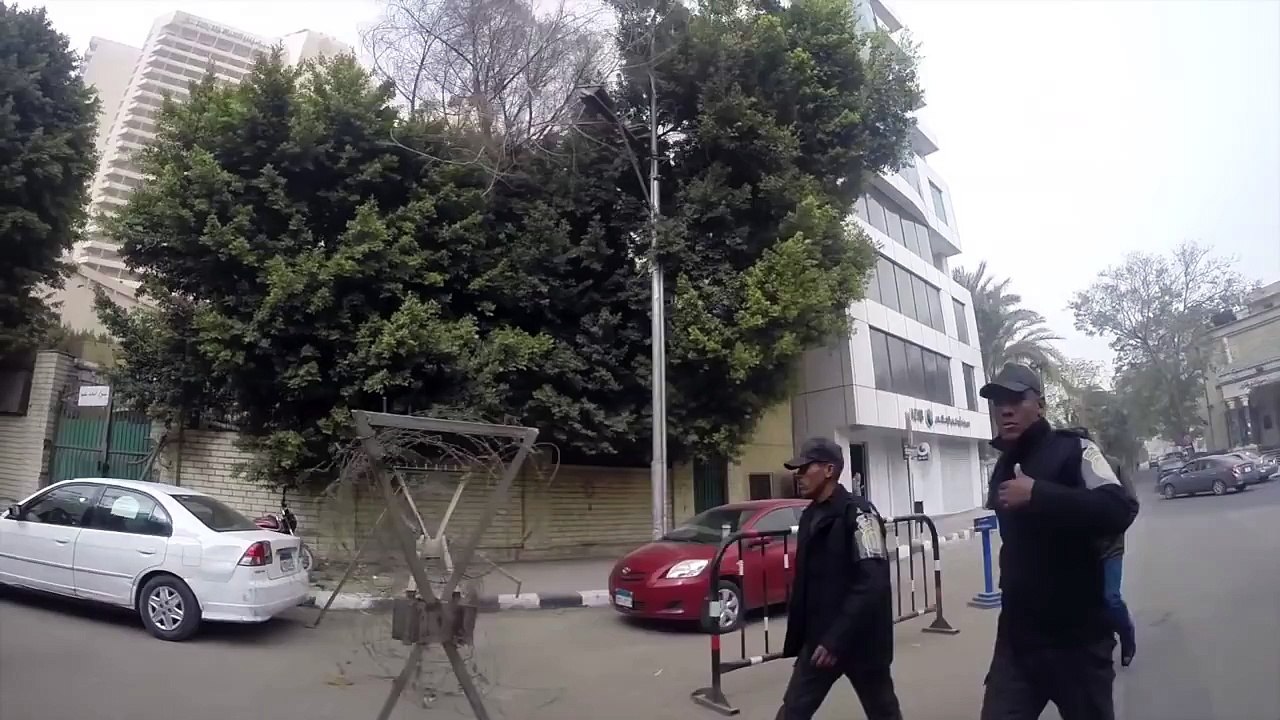 Teen Illegally Scales Giza Pyramid and Documents the Entire Thing