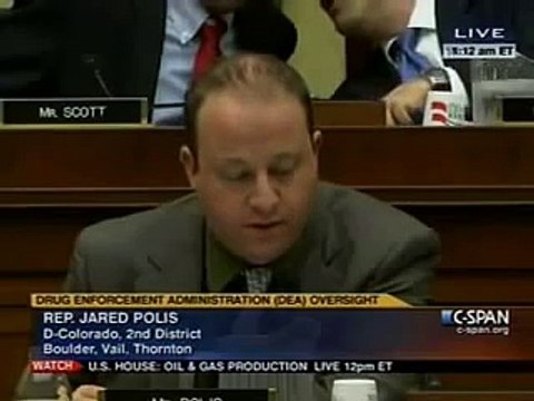 Sometimes I wonder how marijuana prohibition can still be a thing...then I see videos of the DEA administrator and suddenly it all makes sense. Stupidity.