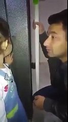 Polis Babasına Öğüt Veren Minik Kız