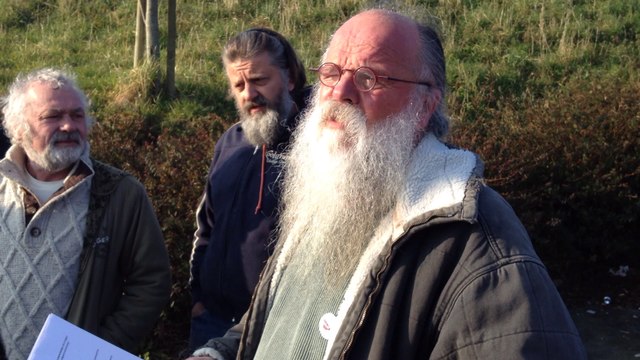 Action de Faucheur volontaire d'OGM dans plusieurs magasins