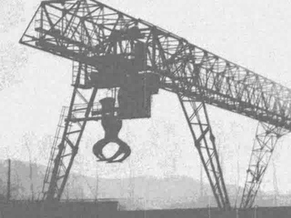 Maria Zerfall - A4/ Was Kostet Die Welt