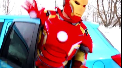 Spiderman Frozen Anna Hulk & Iron Man vs Spiderman’s Car on Fire! Fun Superhero Movie in Real Life