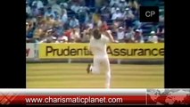 Ian Botham what a Great Catch off his bowling