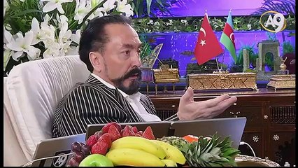 Meleklerin insan şeklini alması, Hz. Musa (as)’ın asasının yılana dönüşmesi ani yaratılışa, evrimin olmadığına örnektir.