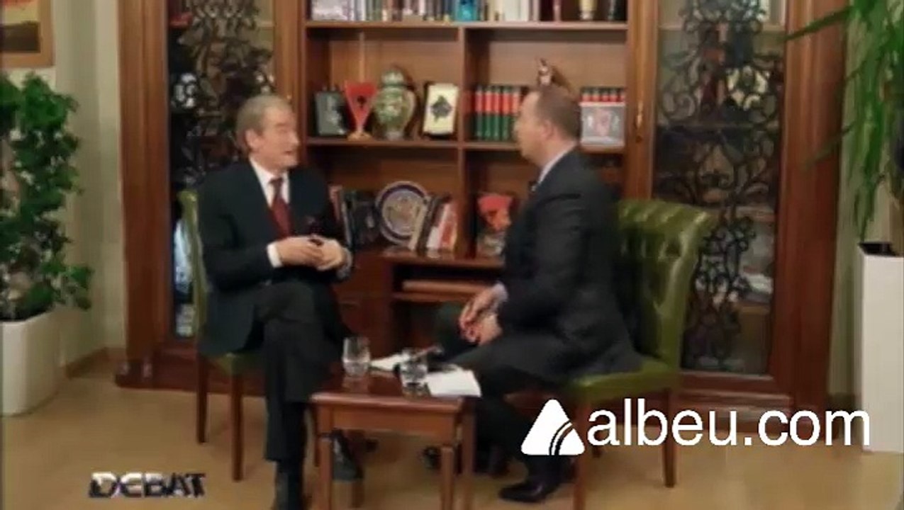 Berisha: Millosheviçi çdo tre muaj më niste harta për ndarjen e Kosovës