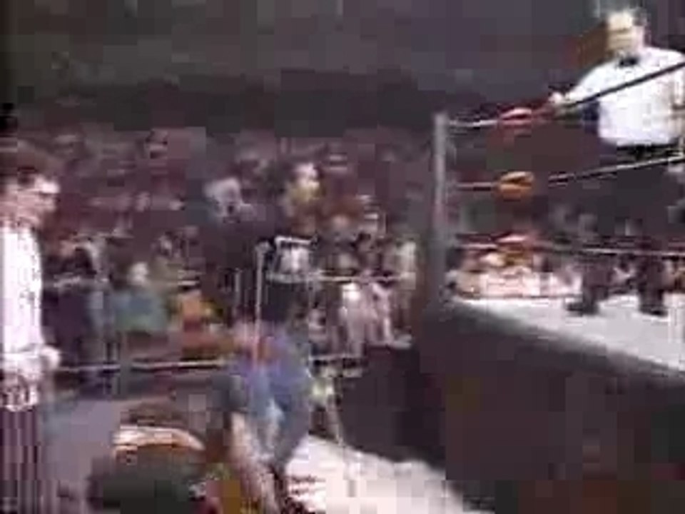 Syxx vs Chris Jericho (9-29-97