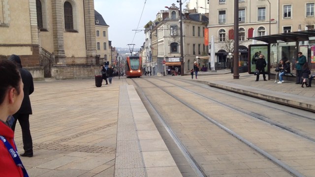 Le Mans Pop Festival: musique dans le tram