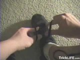 How to tie your shoes under 2 seconds