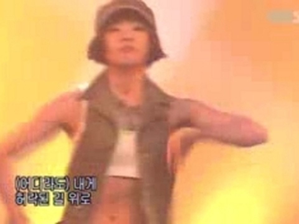 BoA - Moto live