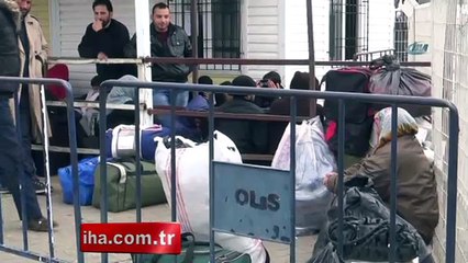 Suriyeliler savaşa rağmen ülkelerine dönüyor