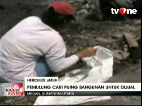 Pemulung Datangi Lokasi Jatuhnya Pesawat Hercules di Medan