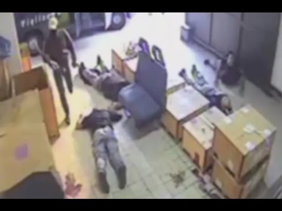 Sardegna, assalti a caveau e portavalori, 23 arresti: c'è anche un vicesindaco (19.03.16)
