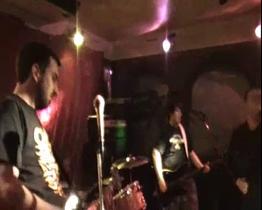 Burst One's Side @ Palais Bar