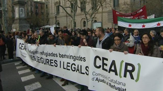 Varios miles de personas se manifiestan en Barcelona en contra del racismo