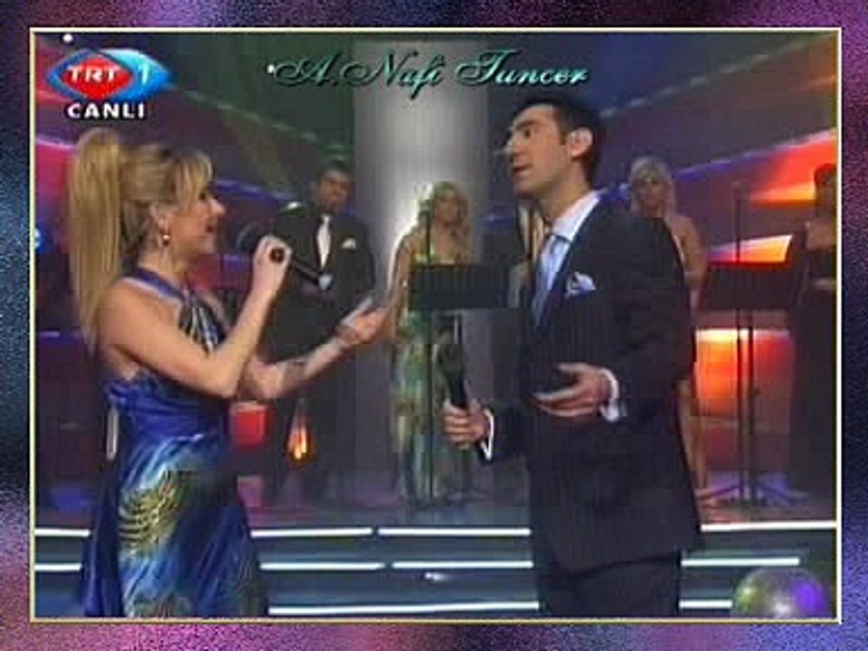 Tuğçe PALA & Bahadır ÖZÜŞEN-Yaşamak Yalan Belki Yalan Delice Sevmek