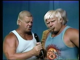 Bruiser and Crusher vs Rhodes and Murdoch