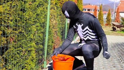 Spiderman Vs Venom Vs Pocahontas - Car Wash Mud Splash Prank - Funny Superheroes Movie in Real Life