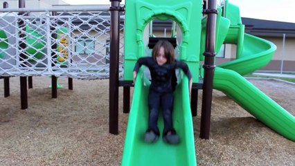 Spiderman vs Superman DEATH BATTLE- In Real Life - kids Superhero Fight!