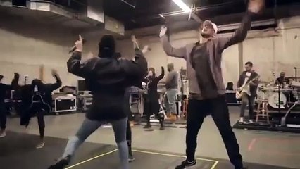 Rihanna - Behind the Scenes of the ANTI World Tour!