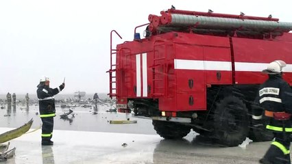 Mueren 62 personas al estrellarse avión en sur de Rusia