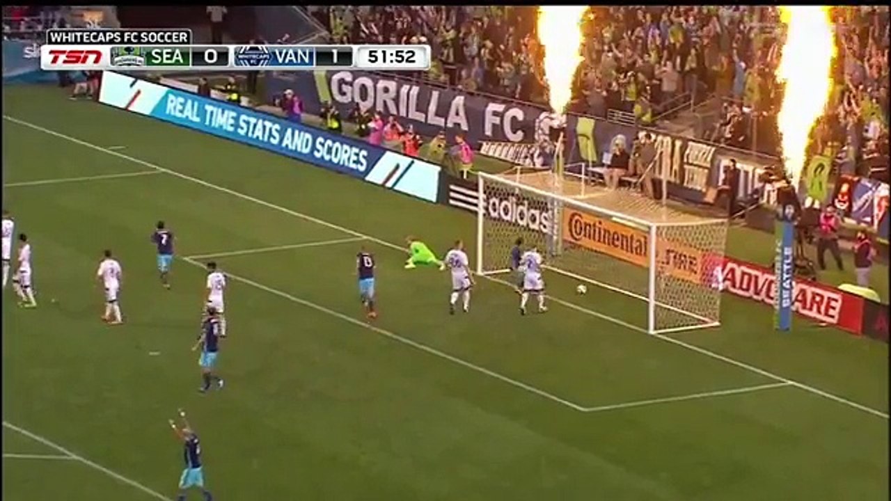 GOAL: Andreas Ivanschitz blasts home a marvelous free kick - Seattle Sounders FC vs. Vancouver Whitecaps FC - MLS 19/03/2016