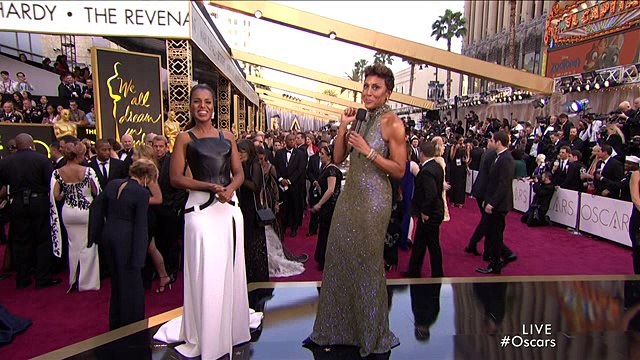 Priyanka Chopra | Oscars 2016 | Red Carpet