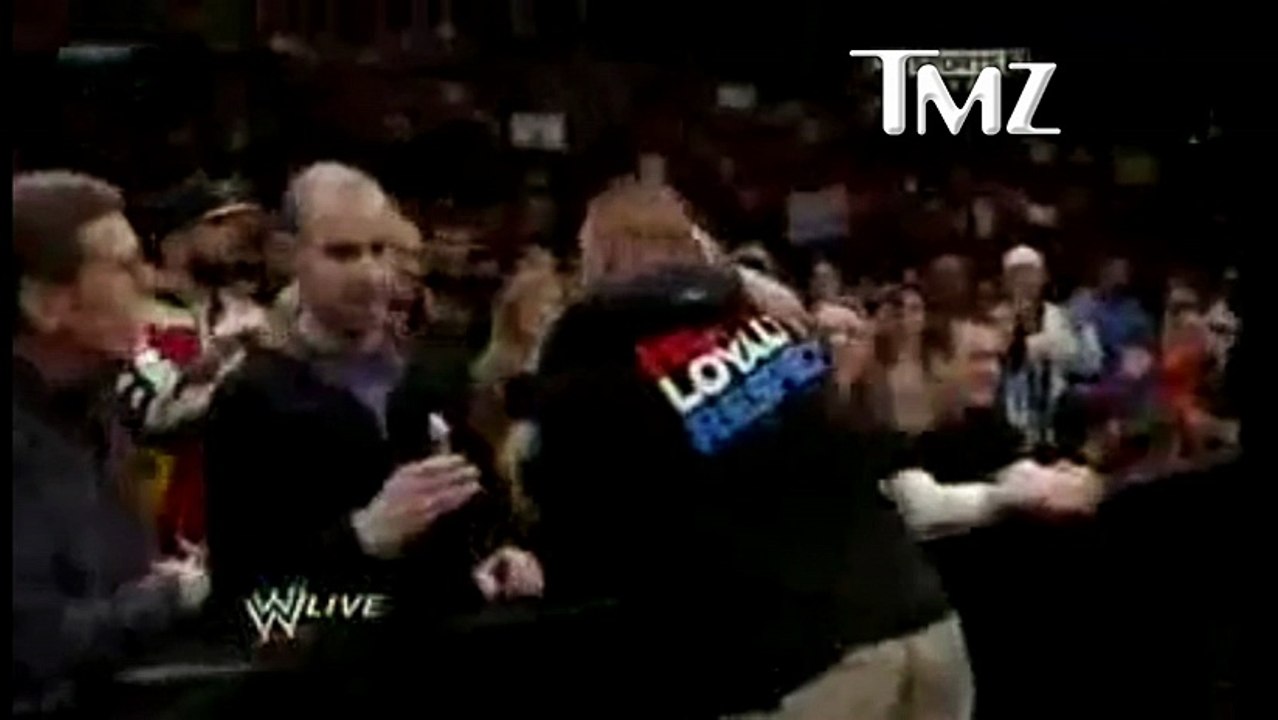 John Cena -- PUBLIC Kiss-Off Before Divorce