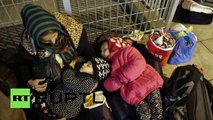 Lösung für Flüchtlingskrise – Alle nach Griechenland? Hunderte sitzen schon jetzt auf der Straße